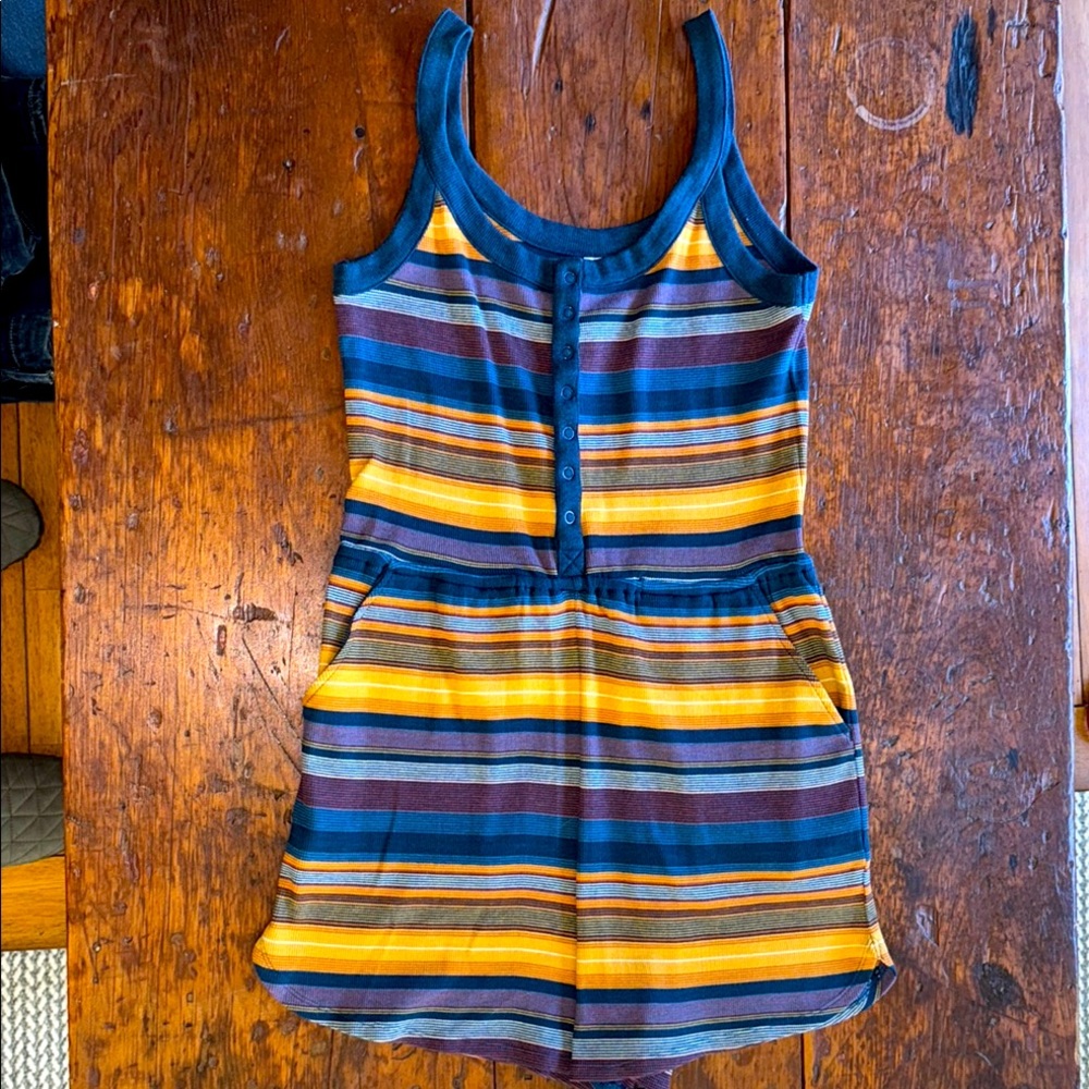 RVCA Women’s romper /beach cover up